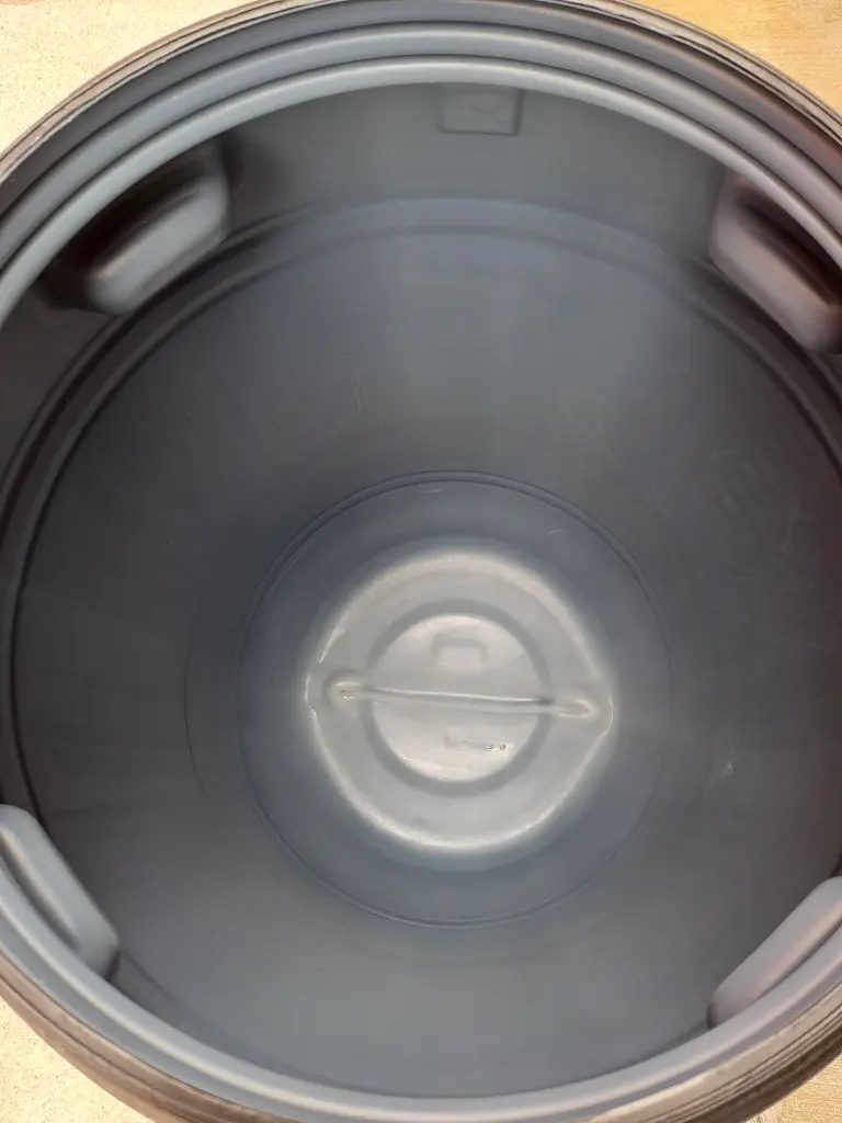 240L_6.webp