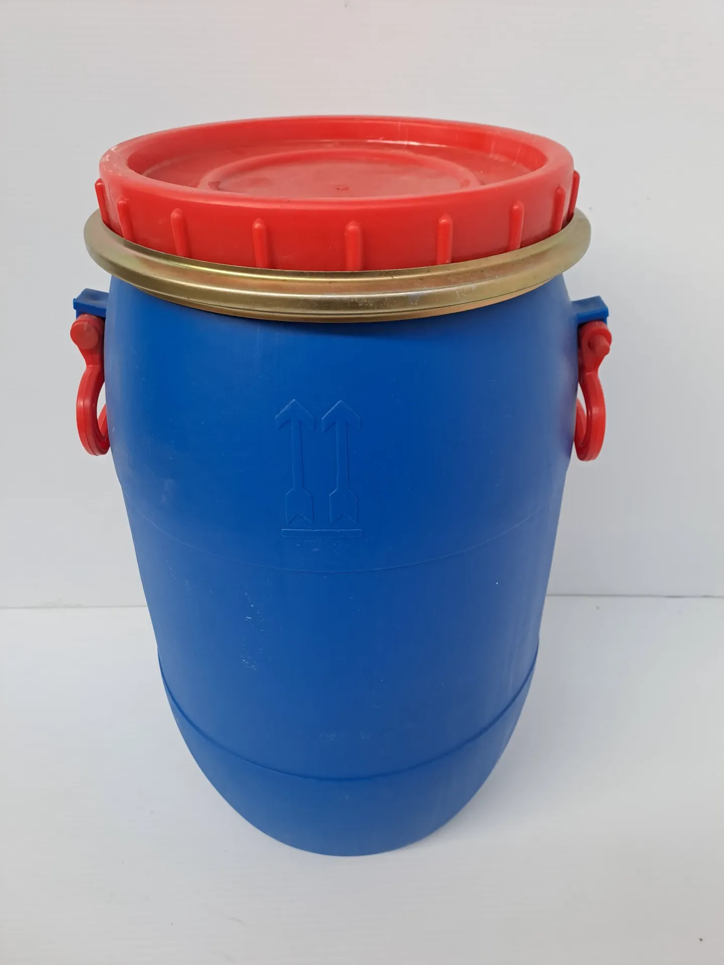 Fût plastique 30L