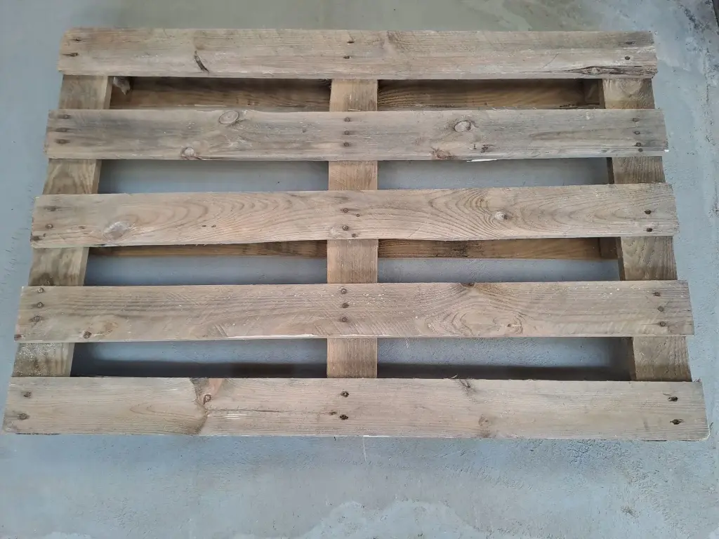Half-heavy pallet 800 x 1200