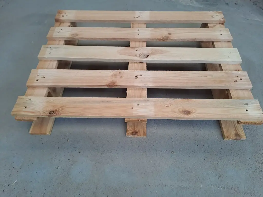 Half pallet 600 x 800